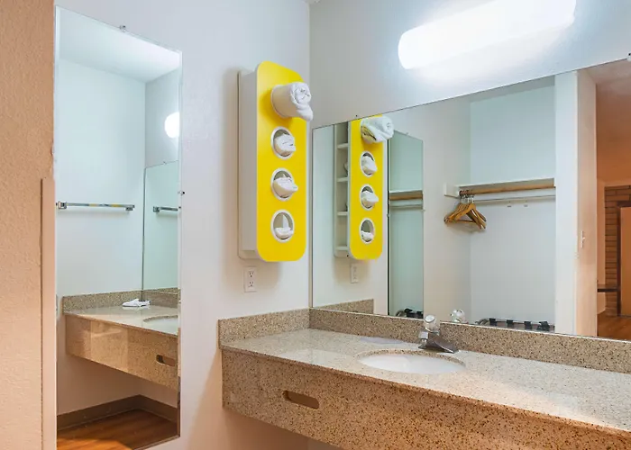 Hotel 6-safford, Az