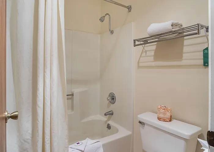 6-safford, Az 3* Safford