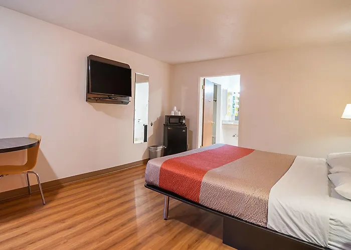 Hotel 6-safford, Az